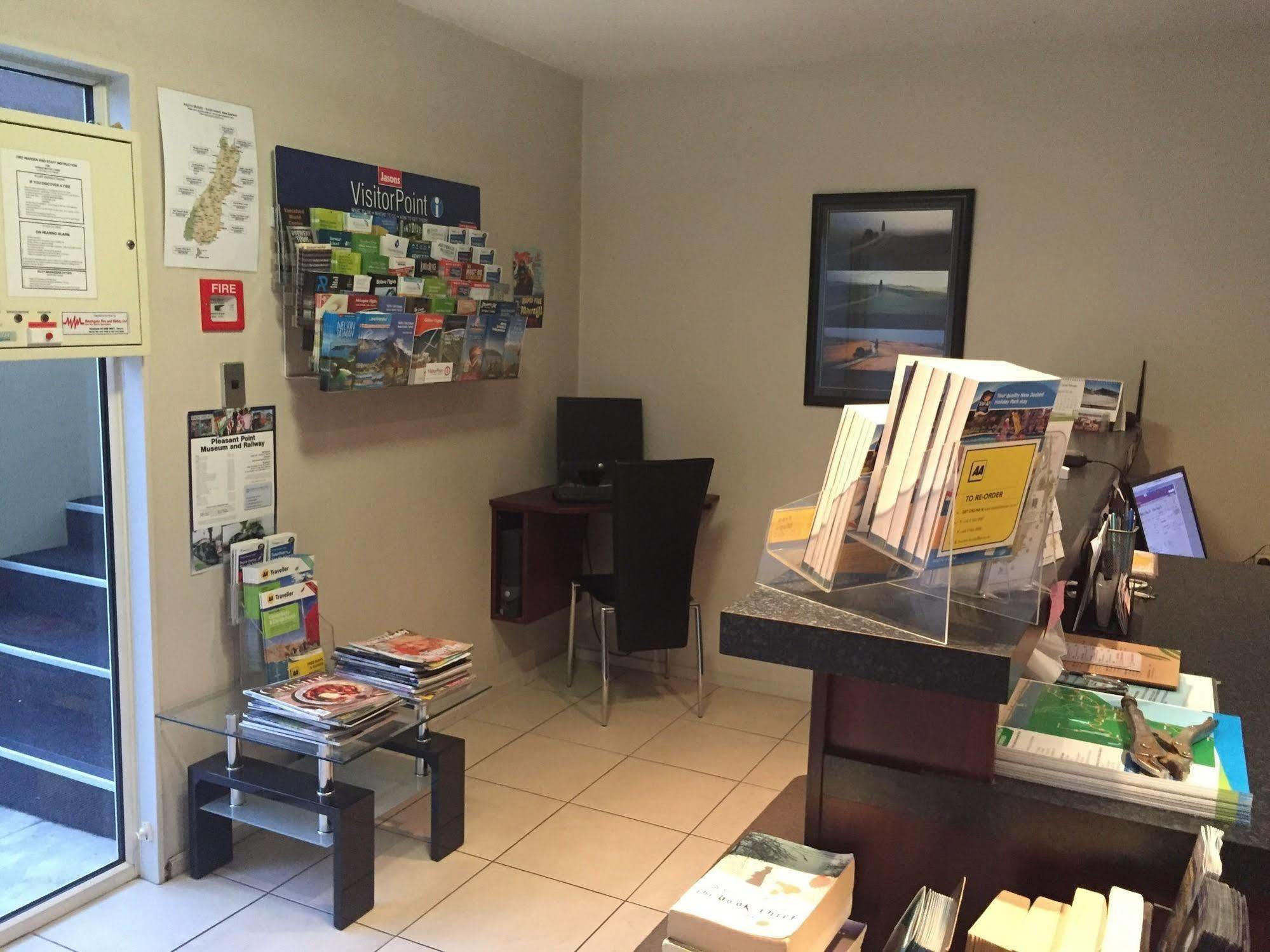 Asure Avenue Motor Lodge Тимару Екстериор снимка