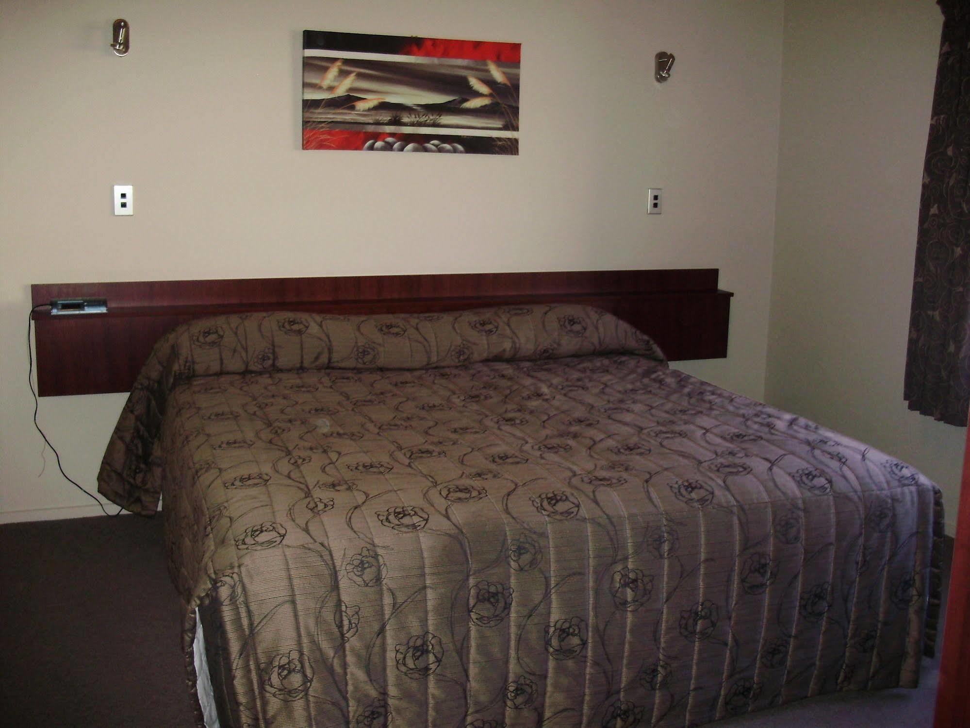 Asure Avenue Motor Lodge Тимару Екстериор снимка