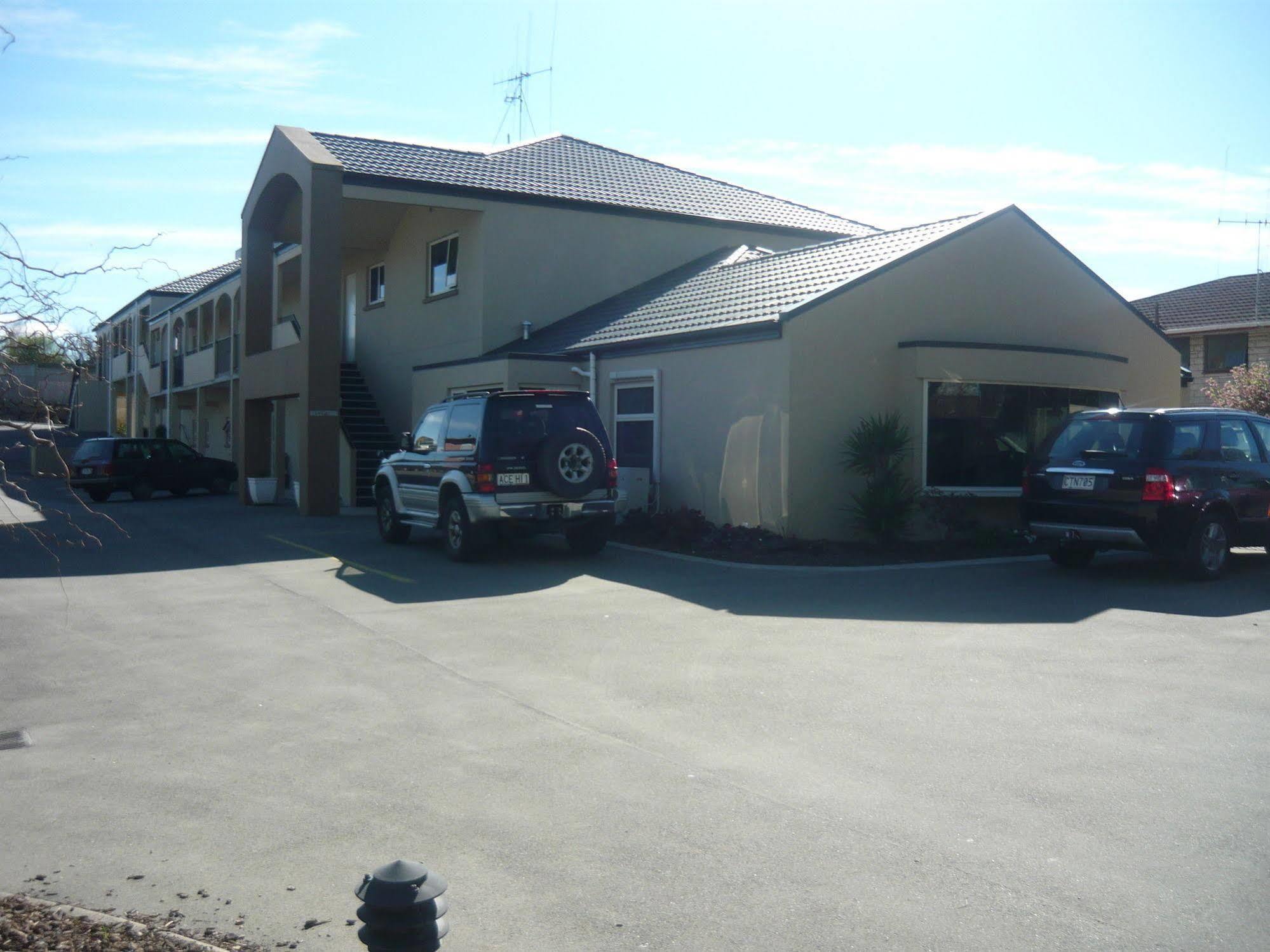 Asure Avenue Motor Lodge Тимару Екстериор снимка